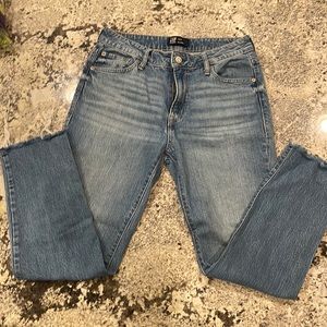 Women’s Gap Boyfriend Fit Cropped jeans size 4